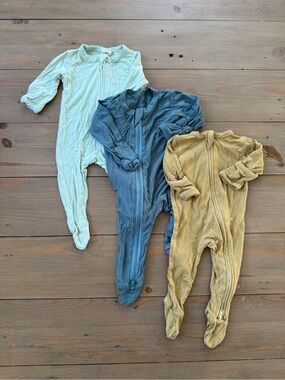 Larkspur Baby Bamboo Zipper Footie Pajamas Set of 3 - Newborn